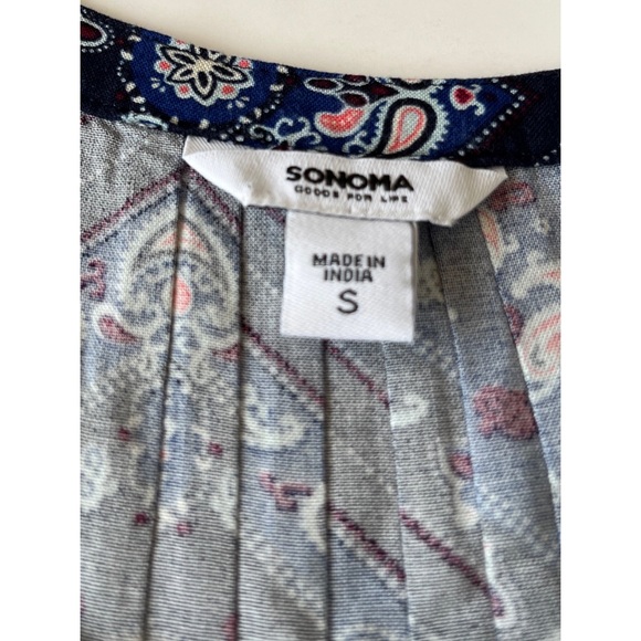 Sonoma Women’s Blue Paisley Pintuck Tank Small - Picture 3 of 9